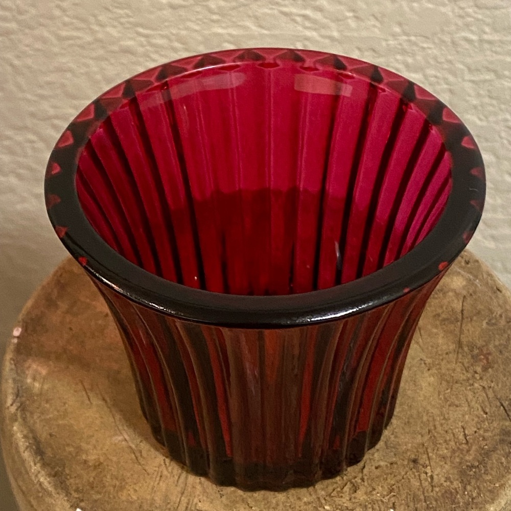 Pair of PartyLite Ruby Anniversary Votive/Tealight Holders - Picture 1 of 8